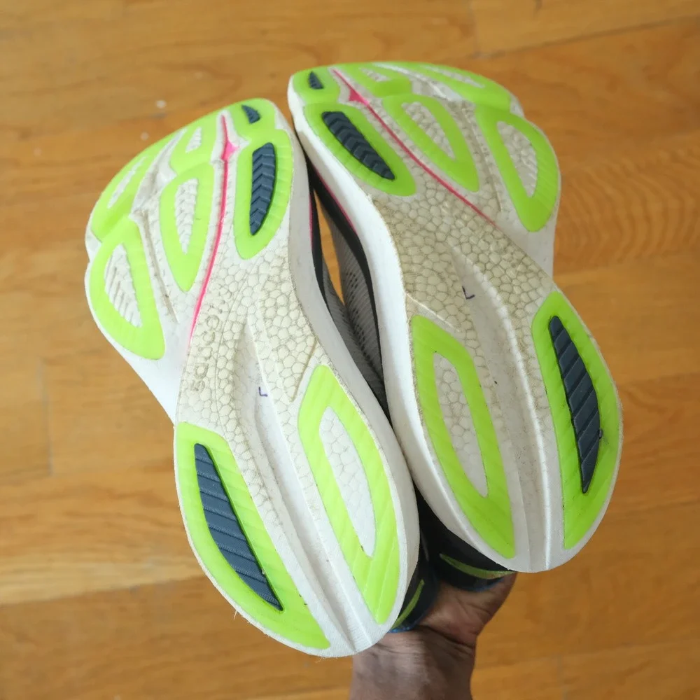 Saucony Endorphin Speed 2 Men White Blue Lime Neon Running Shoes 10.5 S20688-40